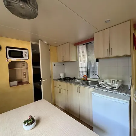 Sona Mobilhome H * Lido di Spina